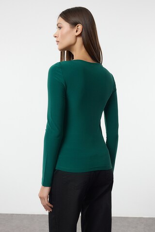 Trendyol Shirt in Groen