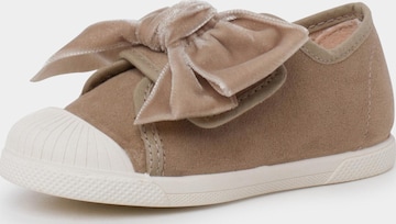 Sneaker di Pisamonas in beige: frontale