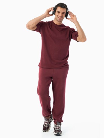 Organication T-Shirt in Rot