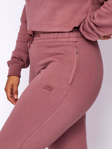 Fortex Fitness - Tapered Pantalón deportivo 'Essential Comfy Jogger' en oro