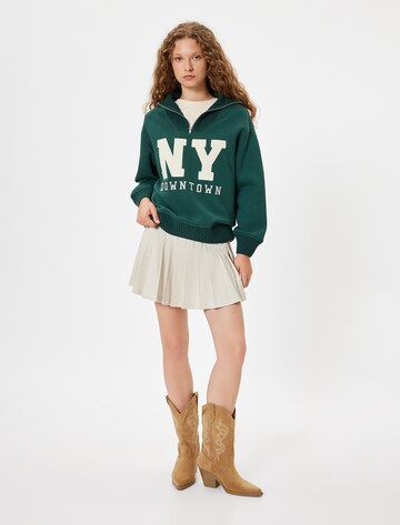 Koton Sweatshirt in Groen
