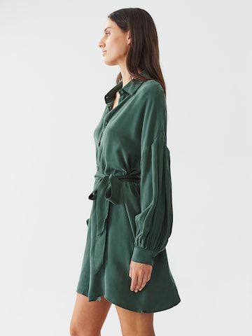 Calli Sukienka w kolorze zielony