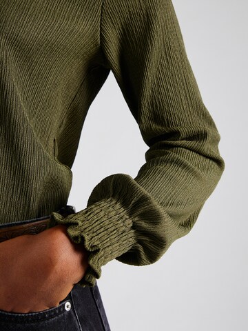 ABOUT YOU Shirt 'Janett' in Green