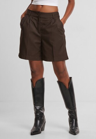 regular Pantaloni di Urban Classics in marrone: frontale