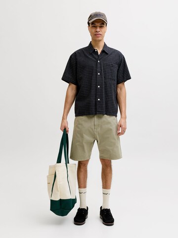 JACK & JONES Loose fit Trousers in Green