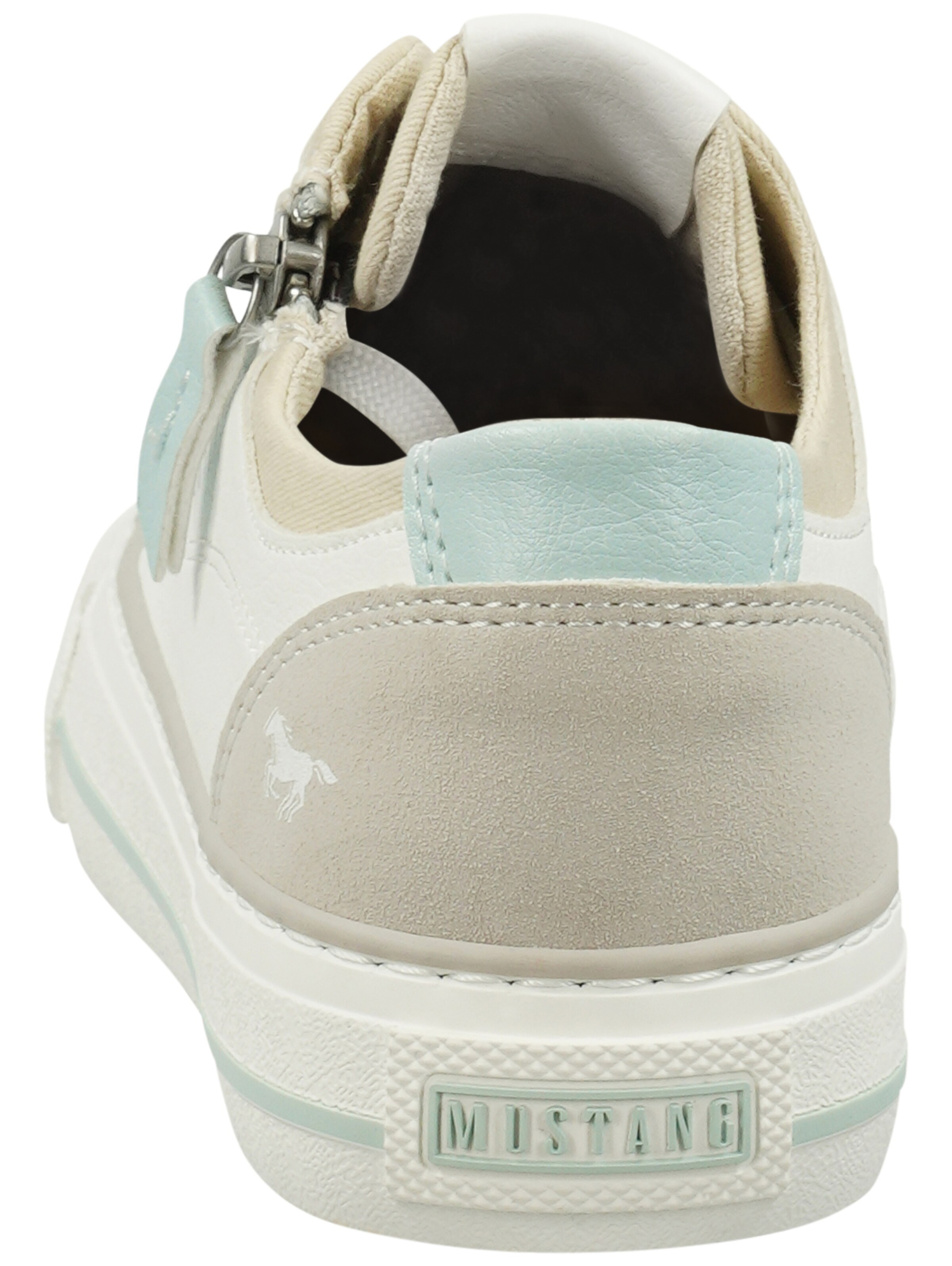 Baskets basses MUSTANG en blanc