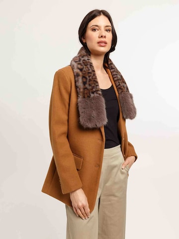 LOEVENICH Scarf in Grey: front