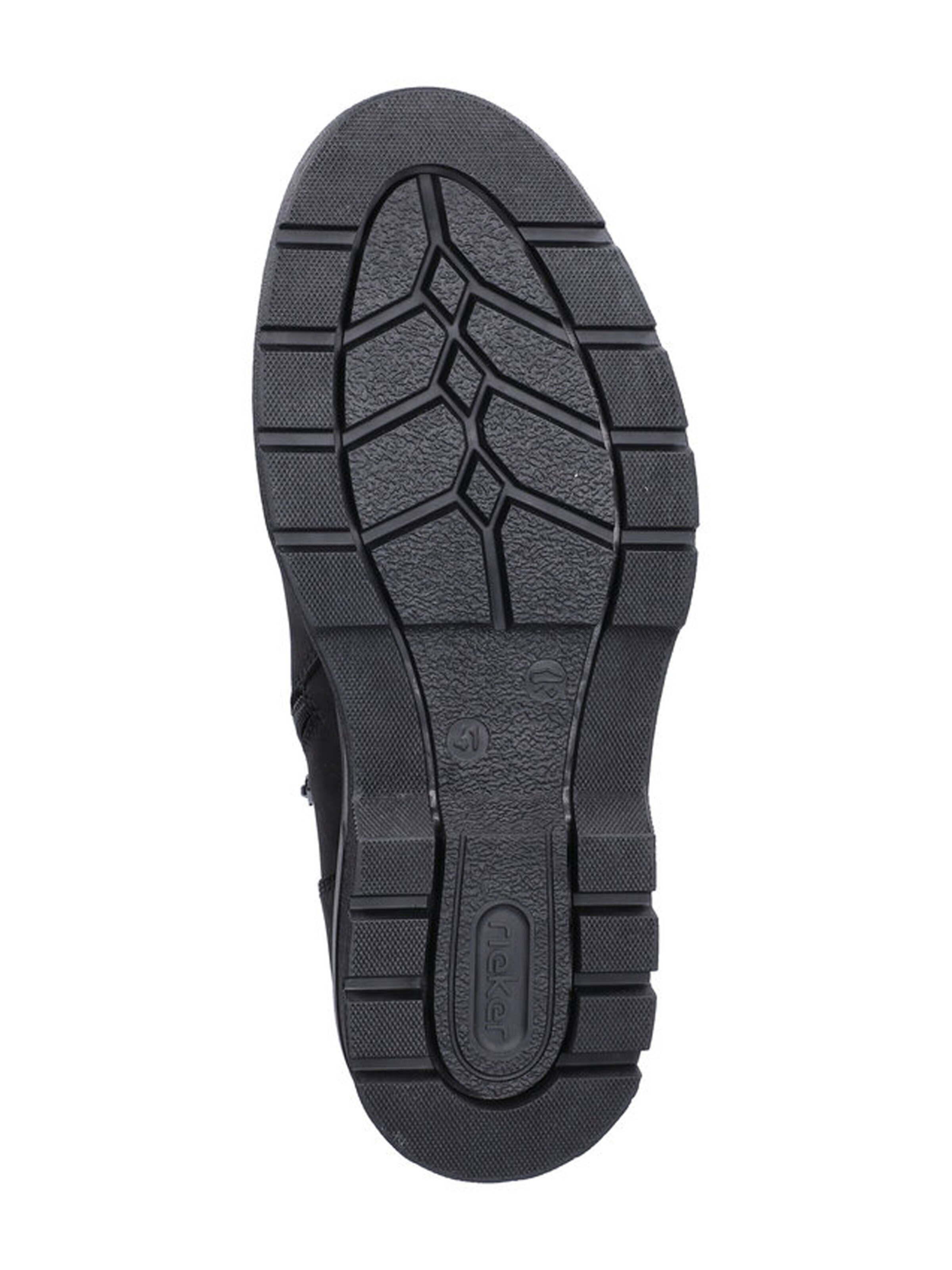 Rieker Chelsea boots in Zwart