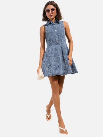 Friends Like These Kleid in Blau: Vorderseite