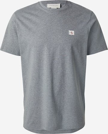 Calvin Klein Jeans Футболка в Серый: спереди