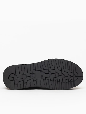 Cizme 'KINSAC' de la Island Boot pe negru