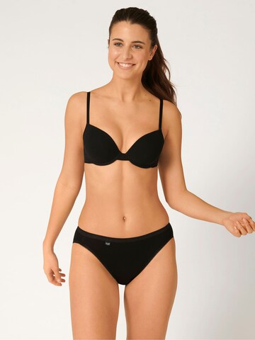 SLOGGI Slip ' Basic+ ' in Zwart: voorkant