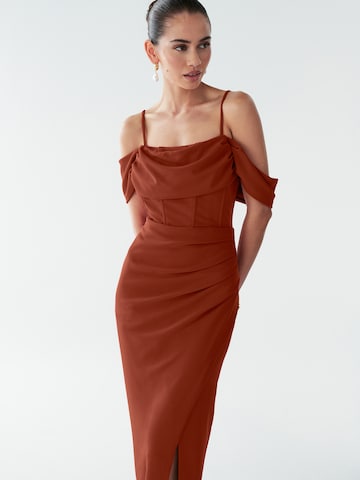 Robe de soirée 'Amaliah' BWLDR en marron