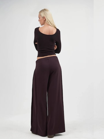 Busem Wide leg Broek in Rood