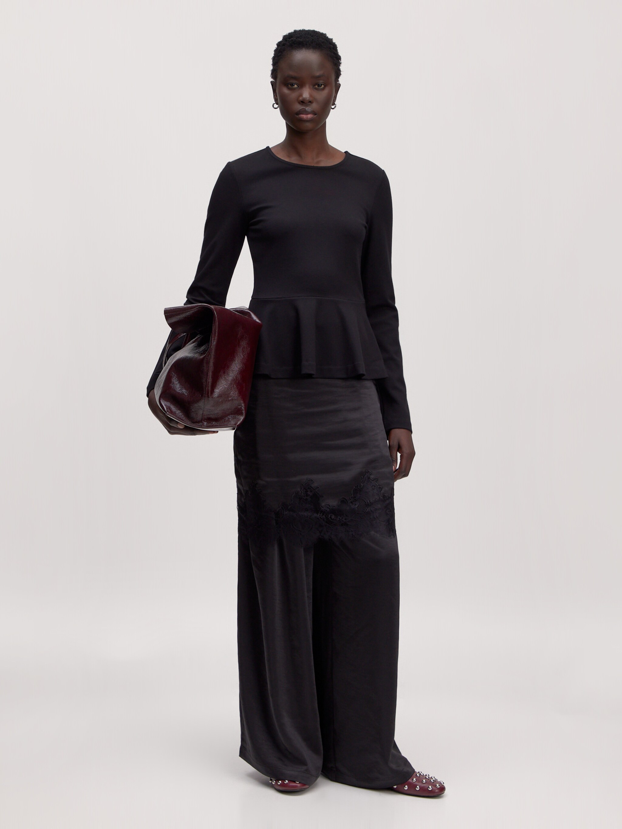 EDITED Produkte Shirt 'Inga' schwarz