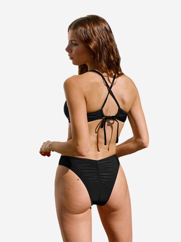 Cupshe Triangel Badeanzug in Schwarz