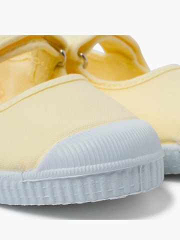 Pisamonas - Bailarina en amarillo