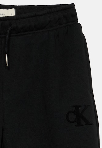 Calvin Klein Jeans regular Παντελόνι σε μαύρο
