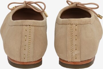 Crickit Ballerina 'Judith' in Beige