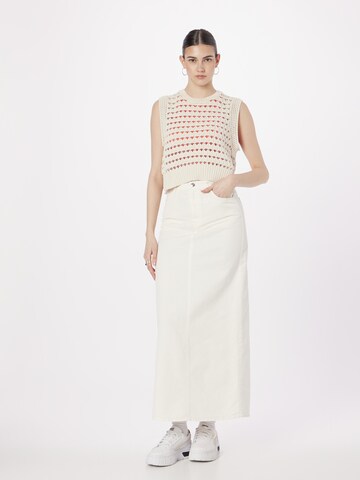 WEEKDAY Skirt 'Alexa' in White