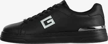 GUESS - Sapatilhas baixas 'WELYAR' em preto: frente
