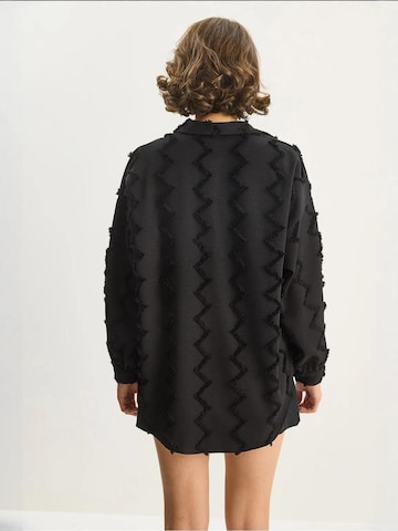 Bianco Lucci - Blusa em preto