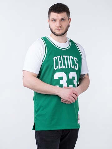 Mitchell & Ness T-shirt 'Boston Celtics' i grön: framsida