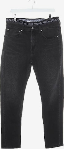 Calvin Klein Jeans 33 in Schwarz: predná strana