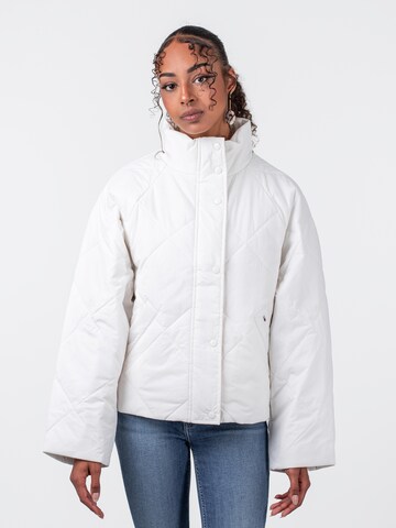 Tommy Jeans Jacke ' Diamond Quilt' in Weiß: Vorderseite