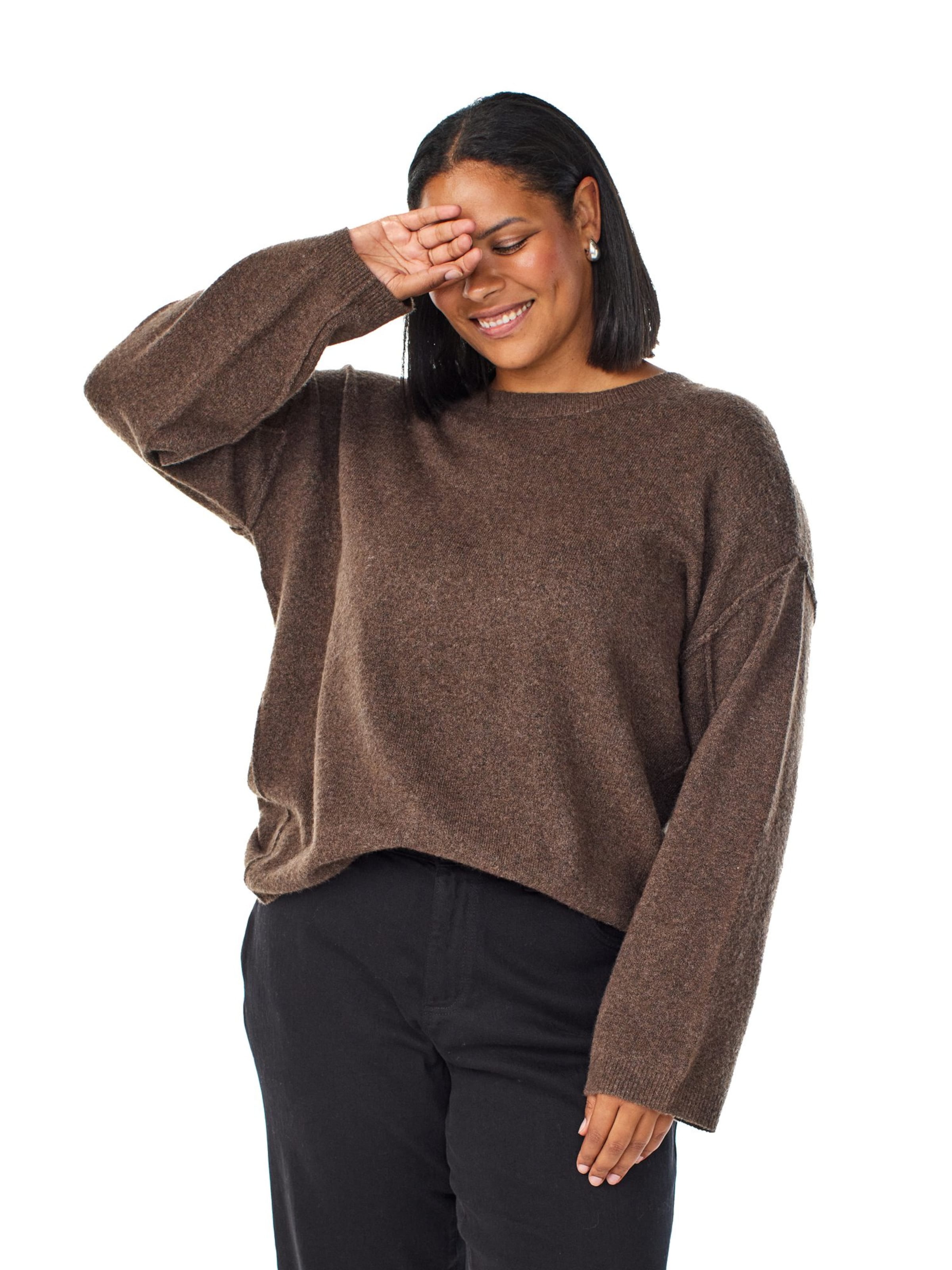 Pulover 'Mvista' de la Zizzi pe maro: față