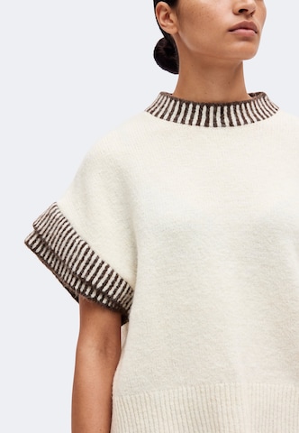 YAS Sweater 'YASTELO' in Beige