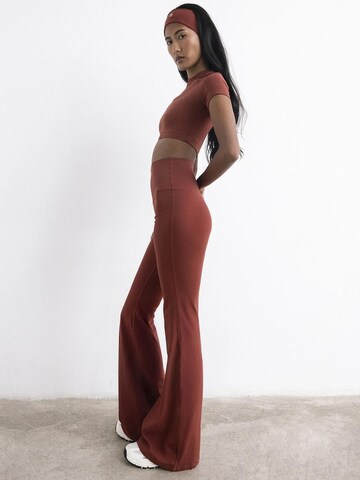 MyLibi Flared Leggings 'Leggings campana rojos – Flare Wine' i rød