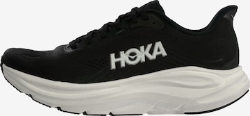Scarpa da corsa 'Clifton 11' di HOKA in nero: frontale