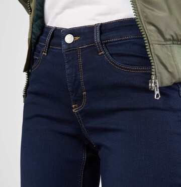MAC Slimfit Jeans in Blau