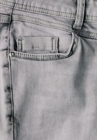 STREET ONE Slim fit Jeans in Grey