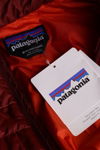 PATAGONIA Jacket & Coat in M in Red
