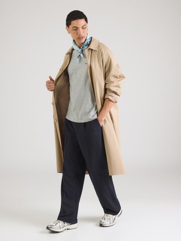 Pepe Jeans - Camiseta en gris