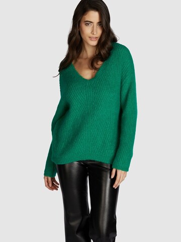 MARC AUREL Sweater in Green