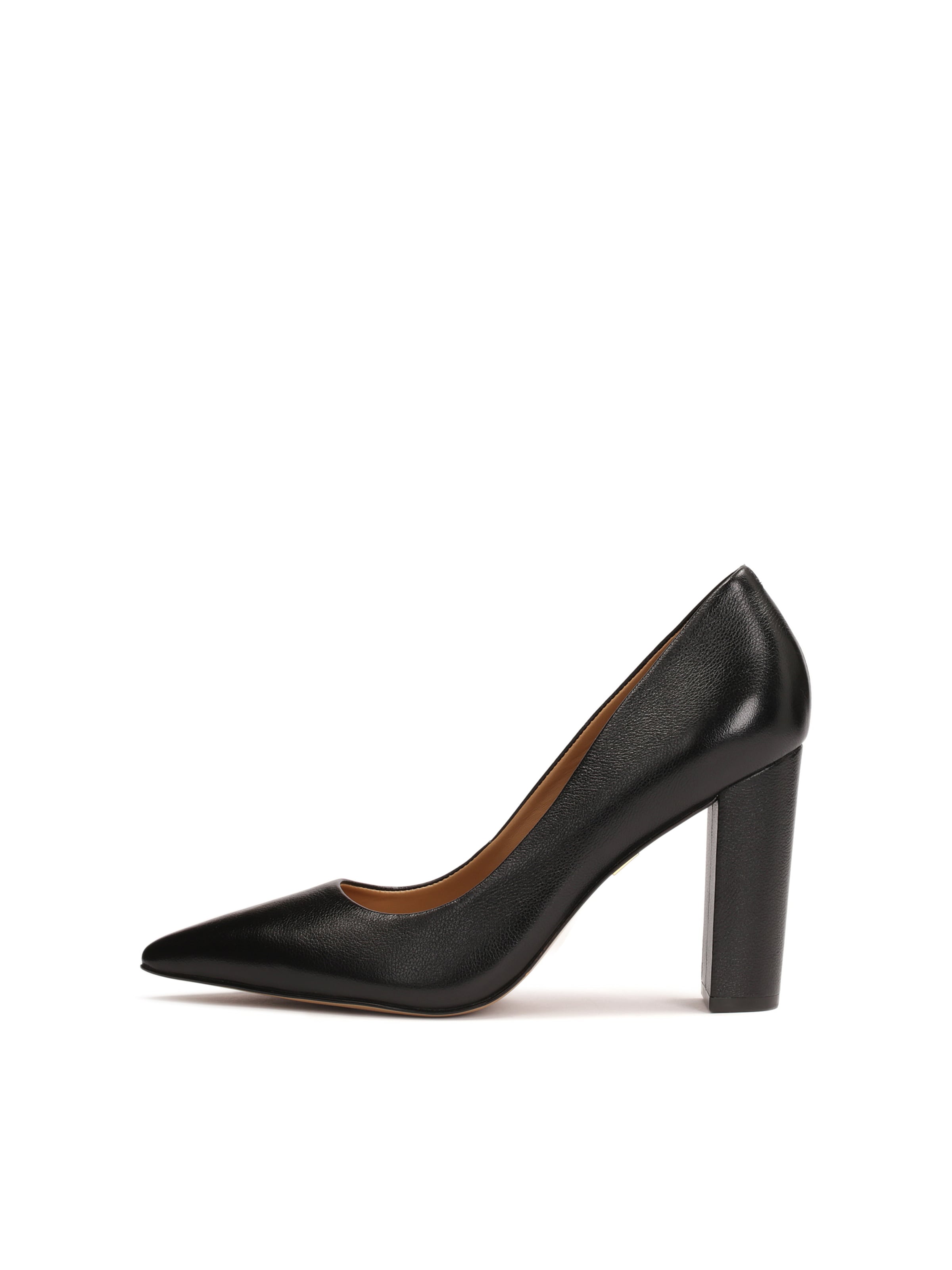 Kazar Pumps in Black: front