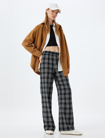 Koton Wide leg Trousers in Black