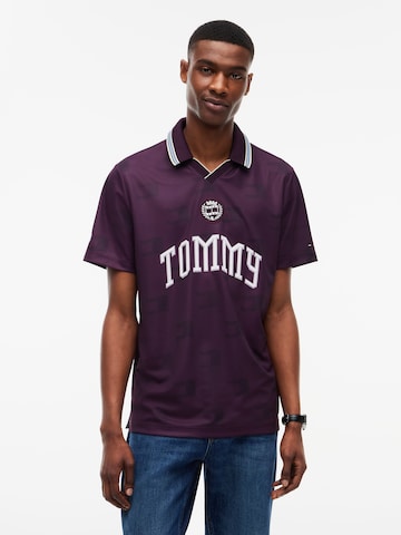 Tommy Jeans Póló 'Heritage' - lila: elől
