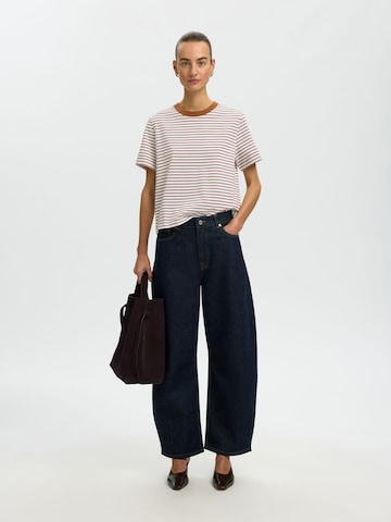 SELECTED - Camiseta 'SLFEssential' en marrón