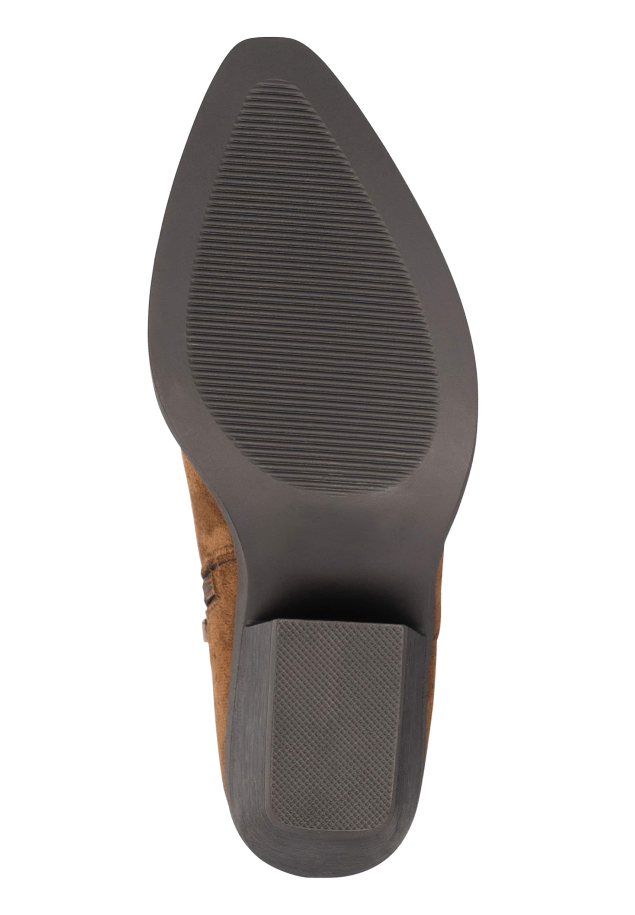 Salinyang Booties in Brown