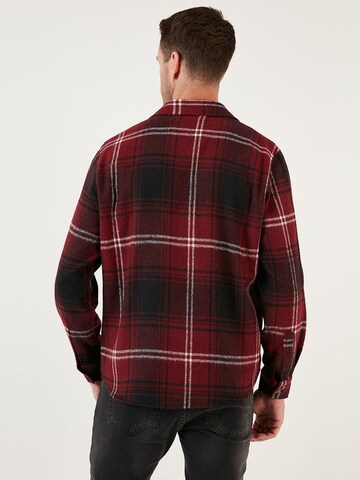 Buratti Regular fit Button Up Shirt in Red