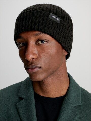 Calvin Klein Pipo värissä musta: edessä