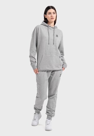 Oldskull Tapered Jogger 'Basic Oldskull 25 Logo' in Grau