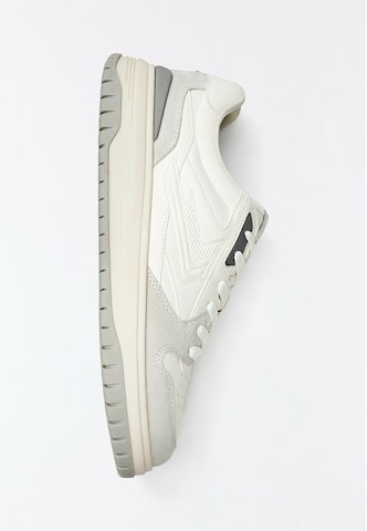 Bershka Platform trainers in White