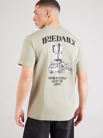 Iriedaily Póló 'Slowpresso' - zöld: elől