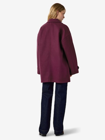 Noisy may Between-Seasons Coat in Brown