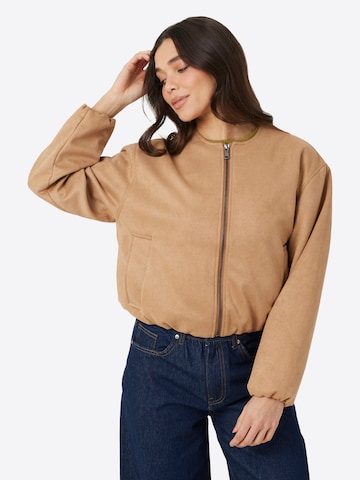 Giacca di mezza stagione di BRAVE SOUL in beige: frontale
